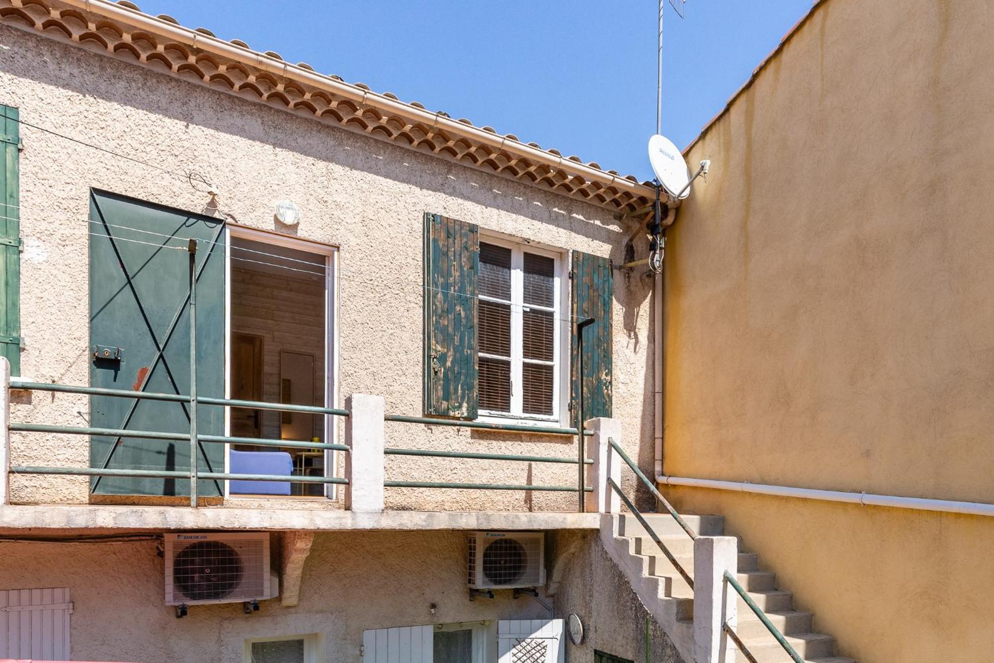 Soleil En Ville - Coeur De Ville, Climatisatise Et Au Calme Plein Sud A 300 M Du Port Vieux Λα Σιοτά Δωμάτιο φωτογραφία